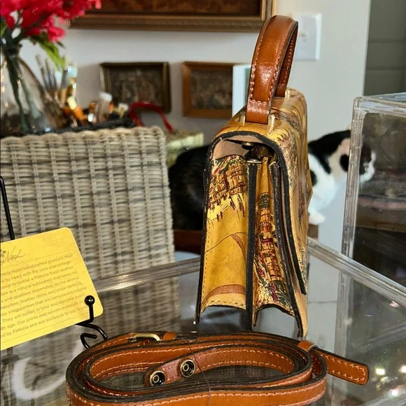 Patricia Nash “My European Trip” Satchel/Crossbody 8.5”x 5.5”x 2.75” NWT